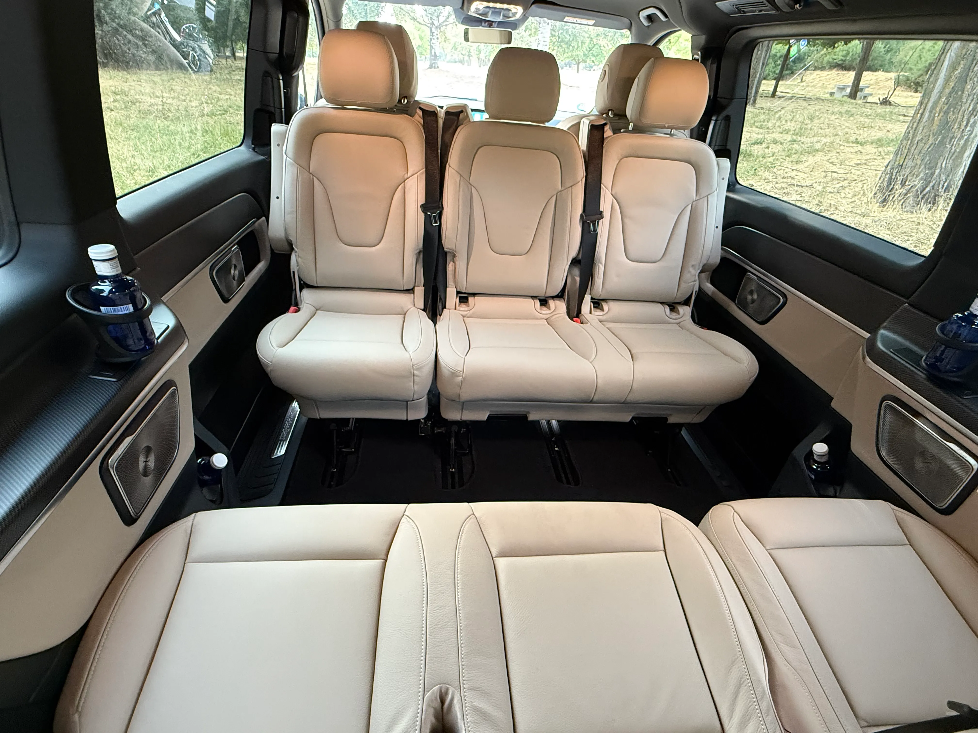Mercedes-Benz V-Class interior